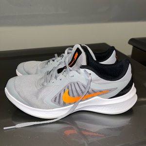 Nike big boys running shoes
